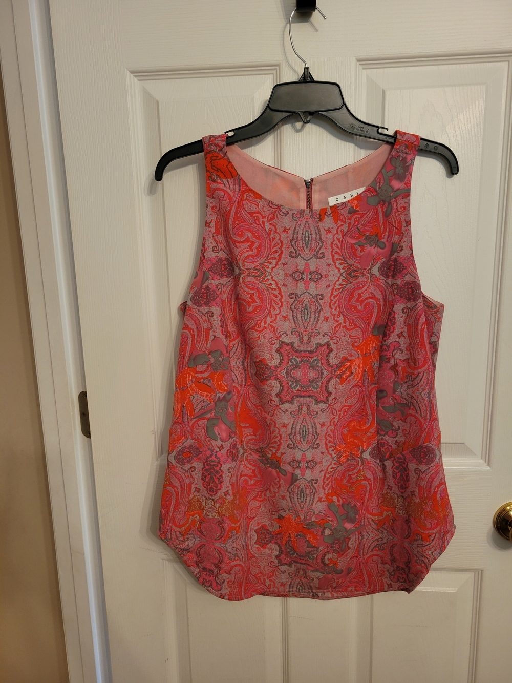 CAbi Pink & Orange Paisley Sleeveless Shell Top